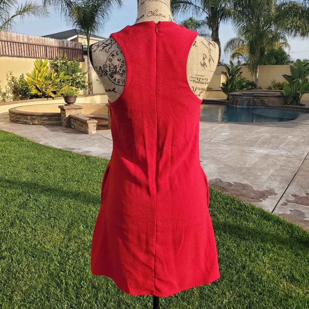 Dress - Picture 3 of 4